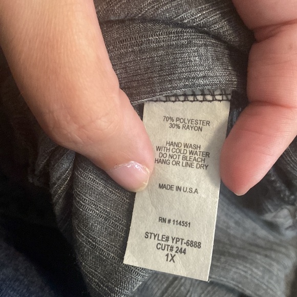 GStagelove Wrap Top - Picture 7 of 7